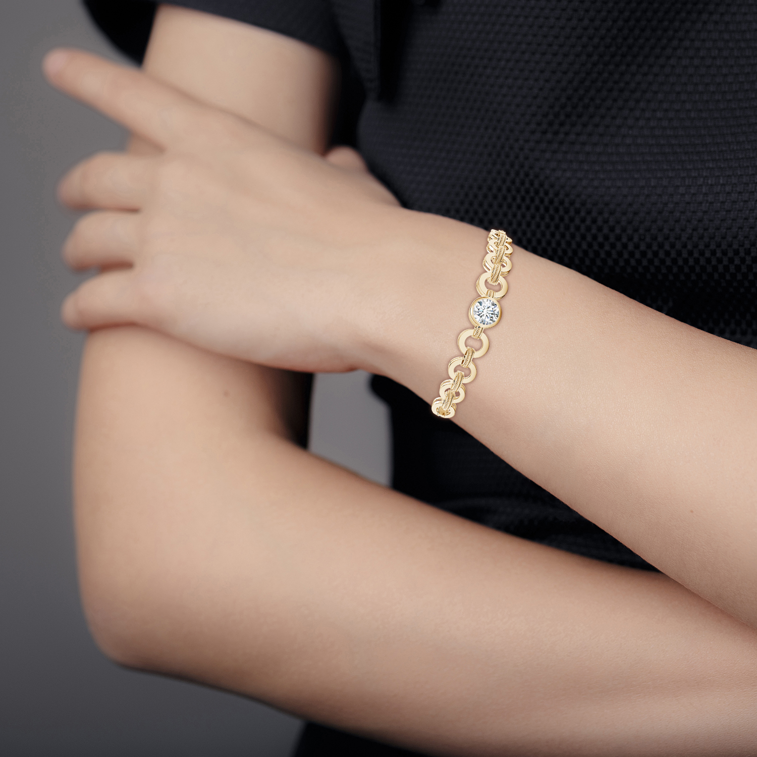Round Diamond (Heera) Halo Bracelet
