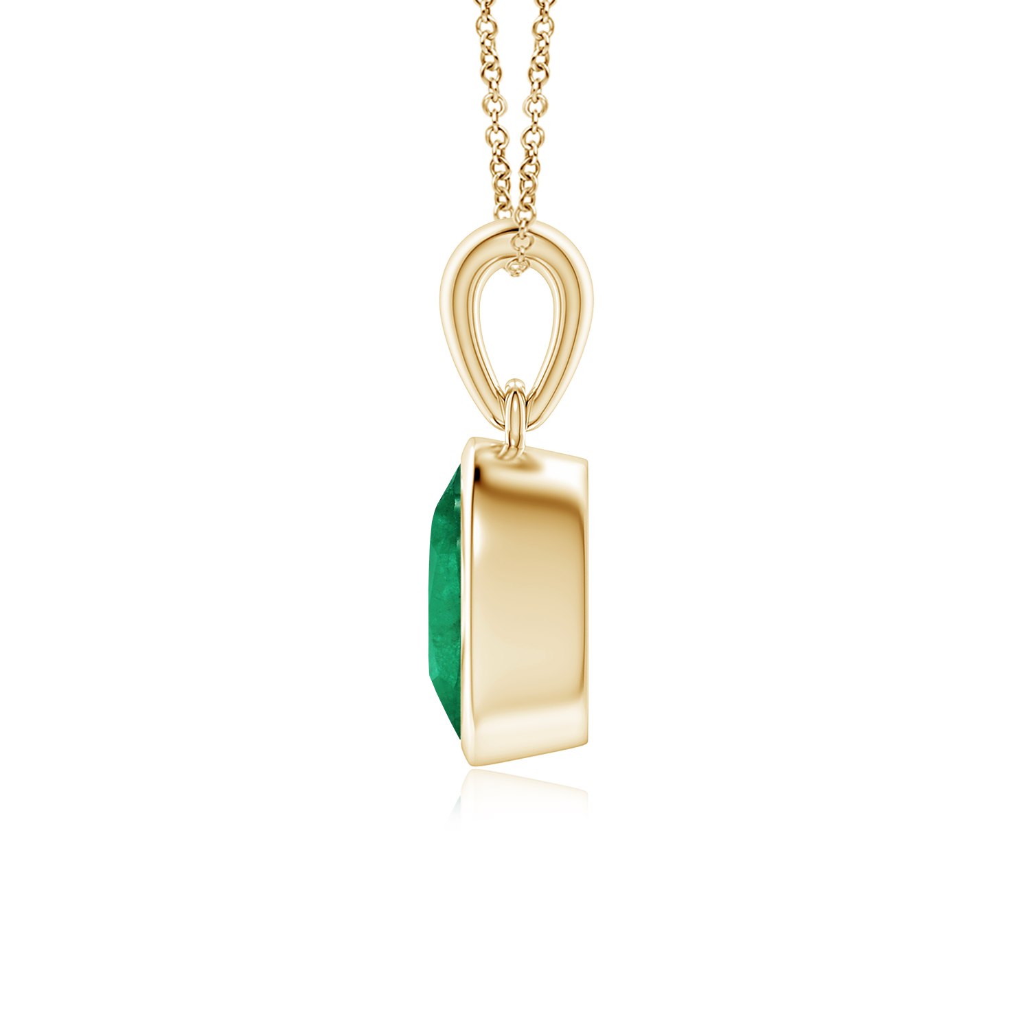 Oval Shaped Emerald (Panna) Solitaire Pendant