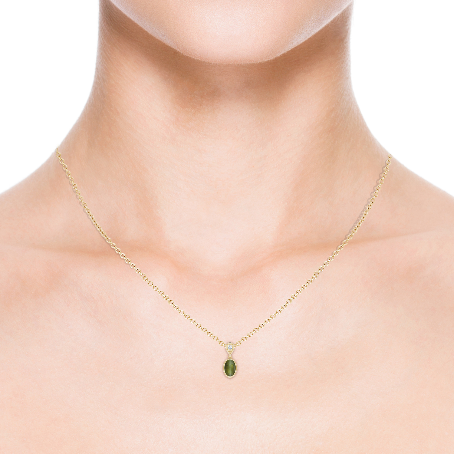Bezel-Set Cats Eye (Lahsuniya) Oval Pendant with Diamond