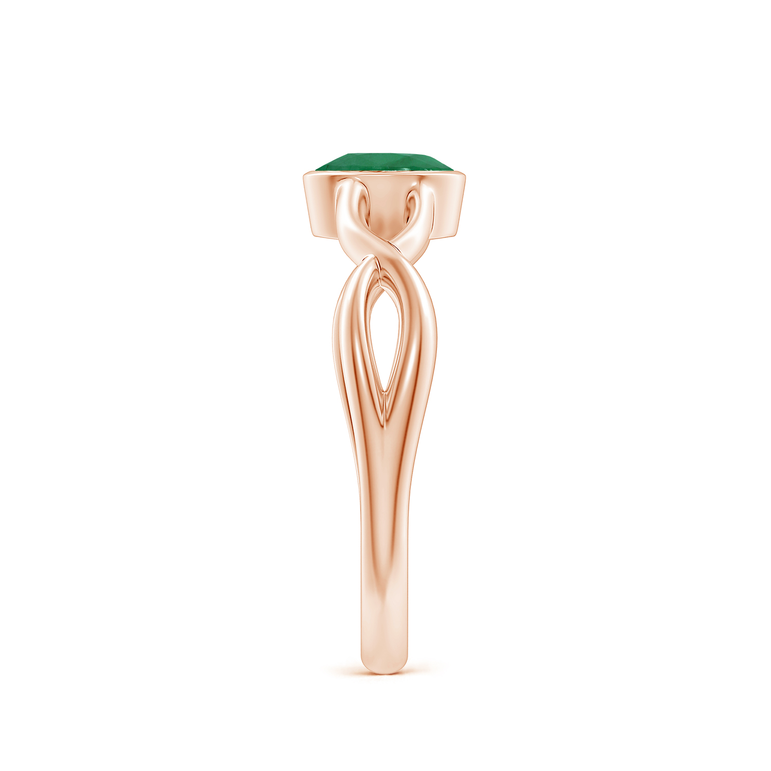 Claw-Set Oval Emerald (Panna) Solitaire Ring